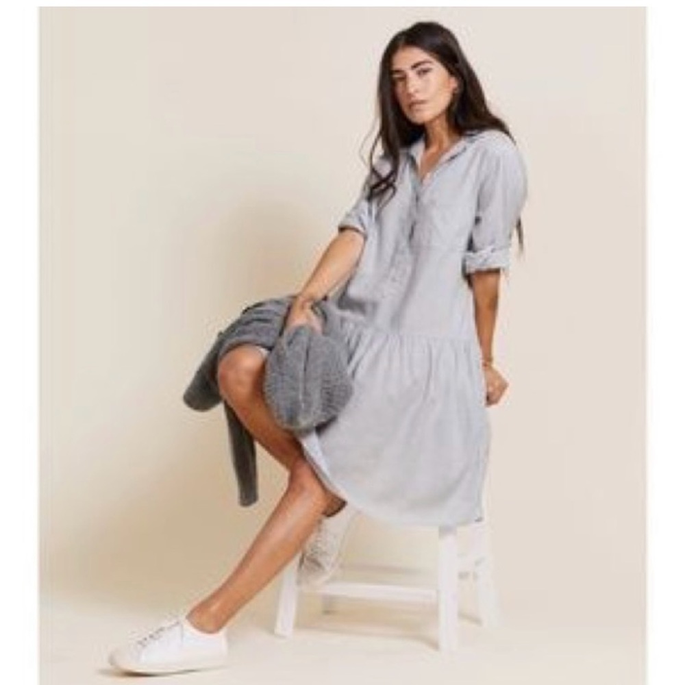 GRAYSON The Changemaker Dress in Light Gray Shirt Dress
Size 5/XL